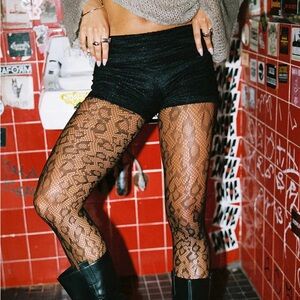 Moderna Lace Black Foldover Shorts